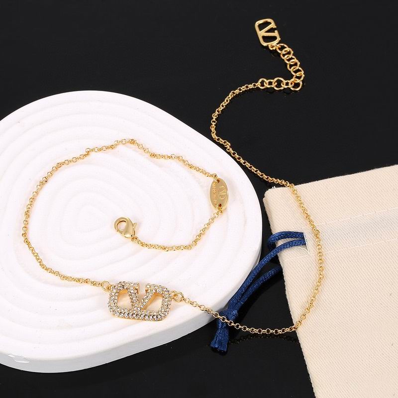 Valentino necklace 03lyx8 (2)